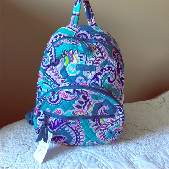 Vera Bradley Handbags - Vera Bradley Essential Compact Backpack